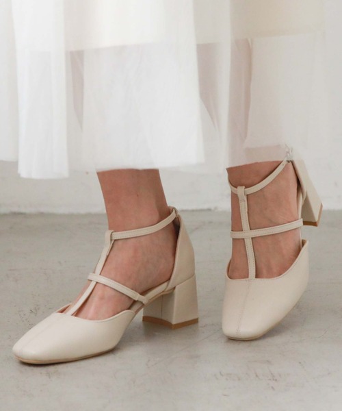 archives(アルシーヴ)の「Tストラップセパレートパンプス(パンプス・レディース・アイボリー/ブラック・LARGE/MEDIUM)」の9枚目の写真