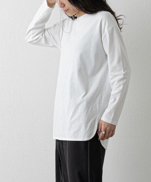 COLONY 2139（コロニートゥーワンスリーナイン）の「スマート裾ラウンド長袖Tシャツ（Tシャツ/カットソー・レディース・オフホワイト/ブラック・FREE）」の18枚目の写真
