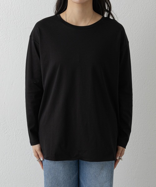 COLONY 2139（コロニートゥーワンスリーナイン）の「スマート裾ラウンド長袖Tシャツ（Tシャツ/カットソー・レディース・オフホワイト/ブラック・FREE）」の12枚目の写真