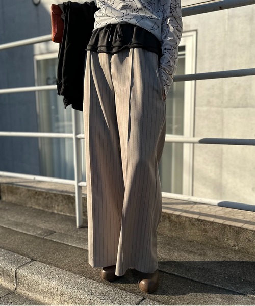 mi via loca(ミヴィアロカ)の「ストライプ ウエストレイヤード ラウンジパンツ(その他パンツ・レディース・グレイッシュベージュ/スミクロ・FREE)」の11枚目の写真