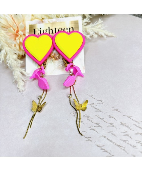 tone（トーン）の「【Eighteen】イエロー×ピンクHeartヒールピアス(MA)（ピアス（両耳用）・レディース・ゴールド・FREE）」の2枚目の写真