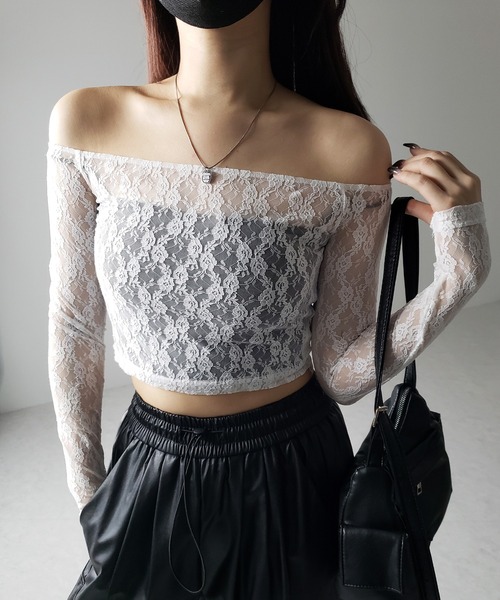 me+em select（ミームセレクト）の「※※【 ２color 】オフショルショートレーストップス ／ off-shoulder short lace tops（Tシャツ/カットソー・レディース・ブラック/ホワイト・FREE）」の3枚目の写真