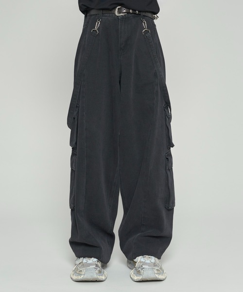 ADAMASTE（アダマスト）の「サスペンダーギミックカーゴデニム（カーゴ