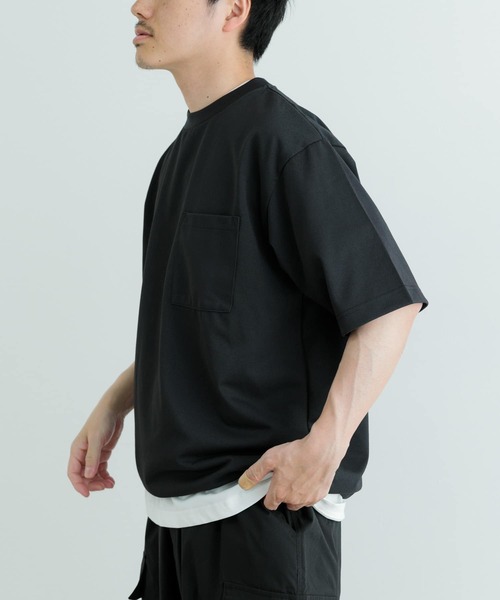 ITEMS URBANRESEARCH（アイテムズ アーバンリサーチ）の「『イージーケア/UVカット』高機能×吸水速乾ショートスリーブカットソー（Tシャツ/カットソー・メンズ・ブラック/ホワイト/ミント/ブルー・MEDIUM/LARGE）」の16枚目の写真