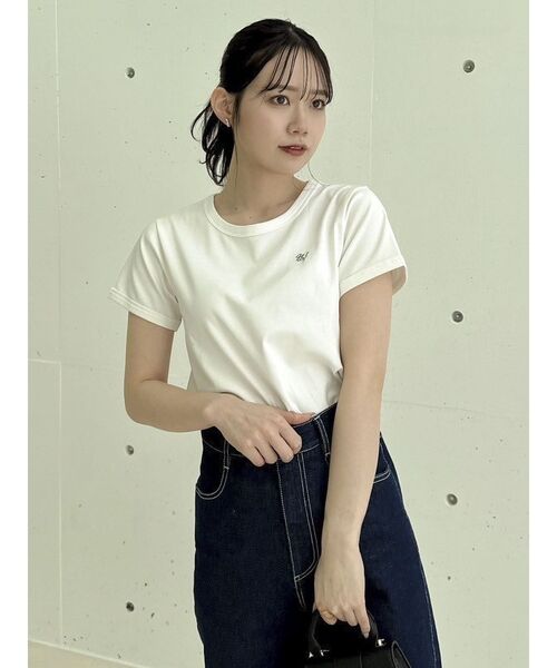 dazzlin（ダズリン）の「【久間田琳加コラボ】ネックメッセージコンパクトTシャツ（Tシャツ/カットソー・レディース・オフホワイト/ブラック/ベージュ・FREE）」の14枚目の写真