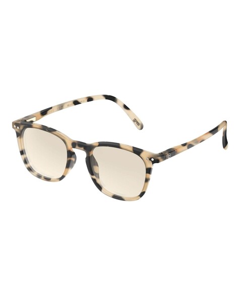 IZIPIZI(イジピジ)の「【IZIPIZI/イジピジ】SUN#E ICONIC TRAPEZE(サングラス・メンズ・ライトブルー/ブラウン系その他/ブラック/ブラウン系その他2/チャコールグレー/ブラウン/ベージュ系その他/ゴールド・FREE)」の6枚目の写真