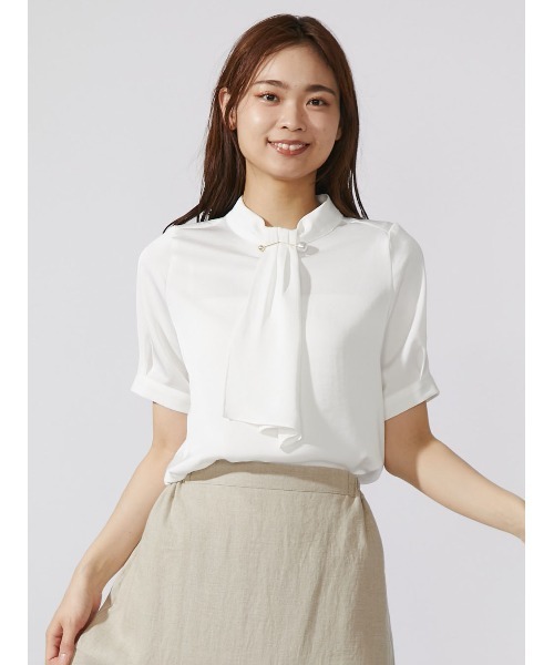 新品✨TONAL トーナル ボウタイパールパーツ半袖ブラウス TONAL（トーナル）の「ボウタイパールパーツ半袖ブラウス