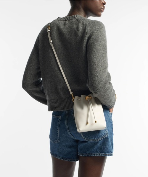 JIMMY CHOO(ジミーチュウ)の「CINCH MINI(ハンドバッグ・レディース・ホワイト/ブラック・ONE SIZE)」の9枚目の写真