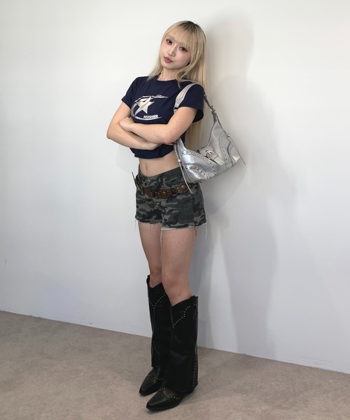 lilful(リルフル)の「スターモチーフ ピチT(Tシャツ/カットソー・レディース・ブラック/ネイビー・S/M/L)」の13枚目の写真