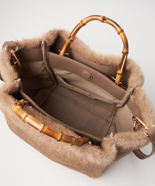 green label relaxing（グリーンレーベルリラクシング）の「2WAYバンブーハンドル フェイクファー トートバッグ（トートバッグ・レディース・ライトグレー/ベージュ/ブラウン/ダークグレー/ナチュラル・FREE）」の15枚目の写真