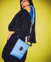 MONDEWORK（モンドワーク）の「fluffy sacoche（ショルダーバッグ）」