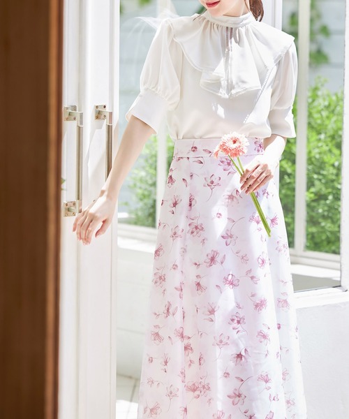 tocco closet（トッコ　クローゼット）の「マルチ３ＷＡＹボウタイリボン×ラッフルフリル付きブラウス（シャツ/ブラウス・レディース・ライトブルー/オフホワイト・M）」の4枚目の写真