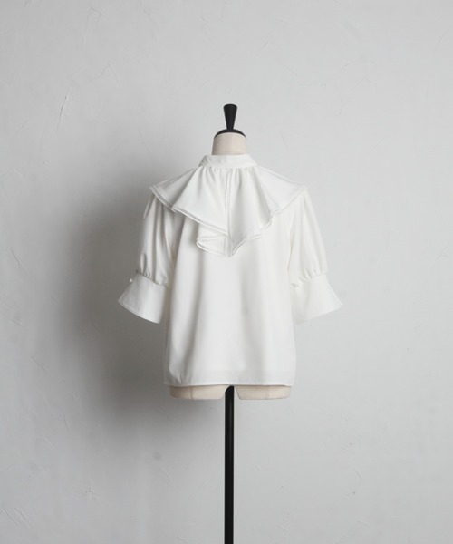 tocco closet（トッコ　クローゼット）の「マルチ３ＷＡＹボウタイリボン×ラッフルフリル付きブラウス（シャツ/ブラウス・レディース・ライトブルー/オフホワイト・M）」の21枚目の写真