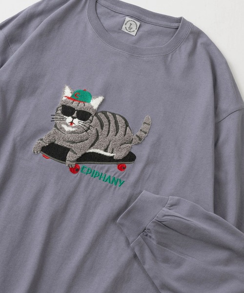 make a ray!（メイク ア レイ！）の「「EPIPHANY&RAD」ネコ＆クマ BIGサガラ刺繍 オーバーサイズ ロングスリーブTシャツ/アニマルイラスト/ ロンT（Tシャツ/カットソー・メンズ・ブルー/オフホワイト/チャコールグレー/オレンジ/スミクロ/ホワイト・M/L）」の6枚目の写真