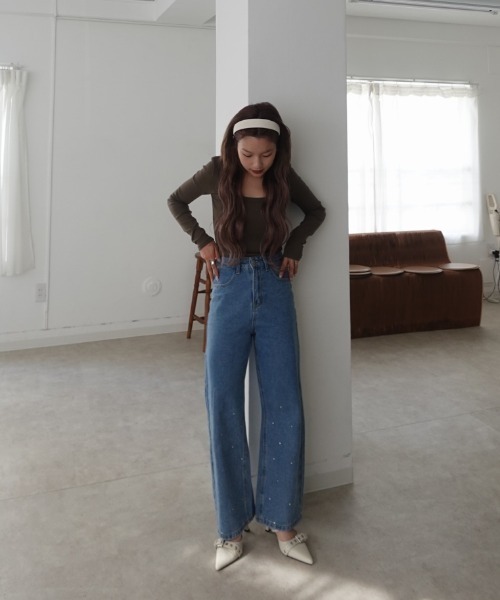 INTER FACTORY（インターファクトリー）の「mayu - ラインストーンストレートデニムmade in INTERFACTORY（デニムパンツ・レディース・ブルー/ブラック・MEDIUM/SMALL）」の20枚目の写真