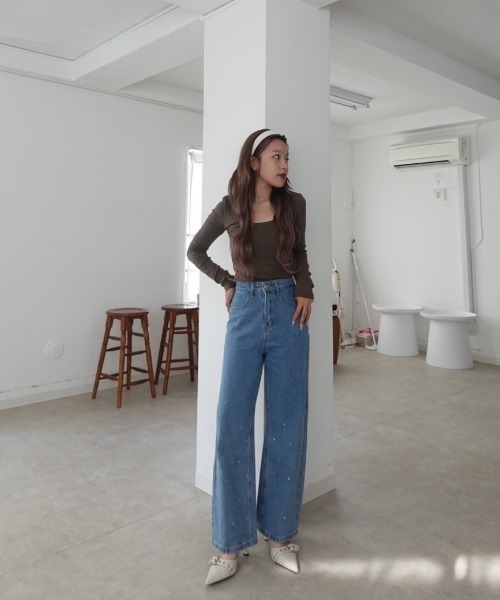 INTER FACTORY（インターファクトリー）の「mayu - ラインストーンストレートデニムmade in INTERFACTORY（デニムパンツ・レディース・ブルー/ブラック・MEDIUM/SMALL）」の21枚目の写真