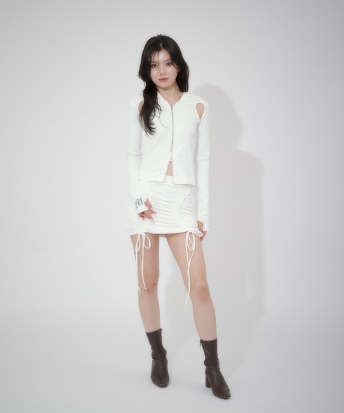 LunaVie(ルナヴィ)の「shirring skirt / シャーリングスカート【SETUP対応】(スカート・レディース・Black/White・FREE)」の19枚目の写真