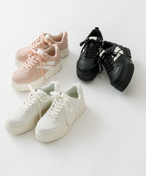 OLIVE des OLIVE（オリーブデオリーブ）の「ライン入りスニーカー（スニーカー・レディース・ブラック/ピンク/ホワイト・SMALL/MEDIUM/LARGE）」の4枚目の写真