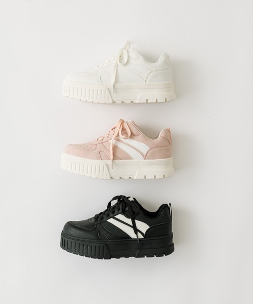 OLIVE des OLIVE（オリーブデオリーブ）の「ライン入りスニーカー（スニーカー・レディース・ブラック/ピンク/ホワイト・SMALL/MEDIUM/LARGE）」の5枚目の写真