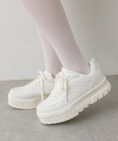 OLIVE des OLIVE（オリーブデオリーブ）の「ライン入りスニーカー（スニーカー・レディース・ブラック/ピンク/ホワイト・SMALL/MEDIUM/LARGE）」の6枚目の写真