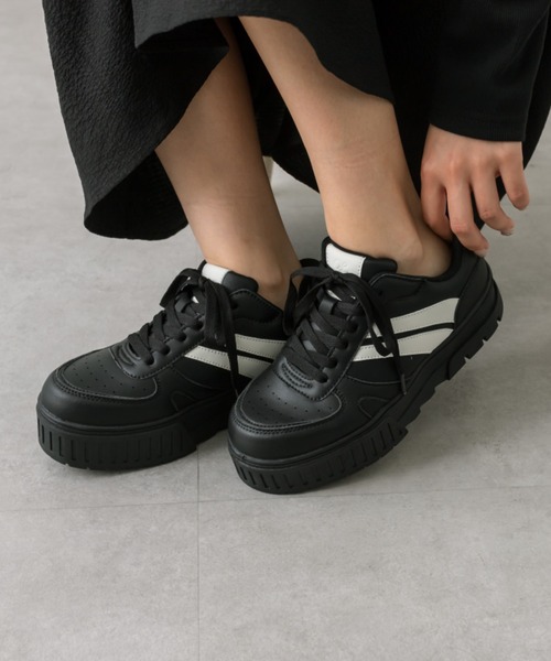 OLIVE des OLIVE（オリーブデオリーブ）の「ライン入りスニーカー（スニーカー・レディース・ブラック/ピンク/ホワイト・SMALL/MEDIUM/LARGE）」の17枚目の写真