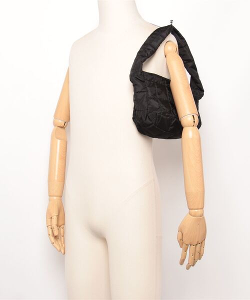 SALTMINT(ソルトミント)の「【ヘビロテ間違いなし!24AW】キルティングハンドバッグ バレエコア(ハンドバッグ・レディース・ホワイト/ブラック/ブラウン・ONE SIZE)」の7枚目の写真