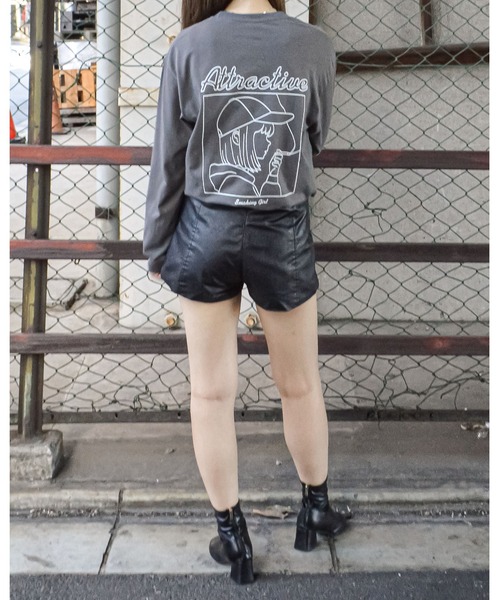 MODISH GAZE(モディシュガゼ)の「【MODISH GAZE】6.0オンス スモーキングガール 線画イラストロンT(CP)(Tシャツ/カットソー・メンズ・ブラック×ホワイト/チャコール/ホワイト×ブラック・XL/L/M/S)」の20枚目の写真