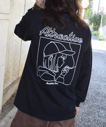 MODISH GAZE（モディシュガゼ）の「【MODISH GAZE】6.0オンス スモーキングガール 線画イラストロンTEE（Tシャツ/カットソー）」