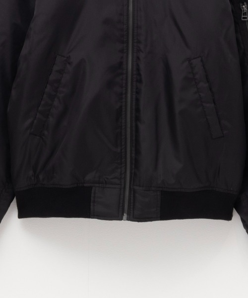 Mac-House(マックハウス)の「REALSTANDARD MA-1 TYPE JAKET(MA-1・メンズ・ブラック/カーキ・M/L/XL)」の9枚目の写真