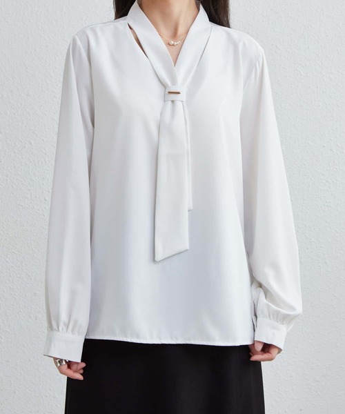 MAISON DE THERESE(メゾン ド テレーズ)の「Vネック長袖ブラウス(シャツ/ブラウス・レディース・ホワイト・S/M/L)」の18枚目の写真