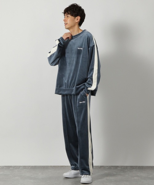 LAKOLE(ラコレ)の「ベロアトラックプルオーバー / 147374(その他トップス・メンズ・ブラック/ブルー/ホワイト・LARGE/MEDIUM)」の8枚目の写真