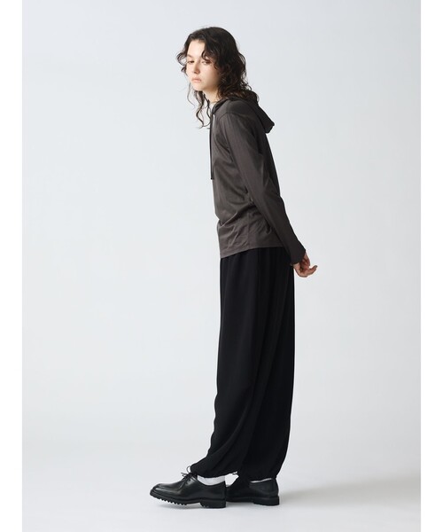 mizuiroind(ミズイロインド)の「mizuiro ind フードライクハイネックプルオーバー(Tシャツ/カットソー・レディース・オフホワイト/グレー/チャコールグレー/ブラック・FREE)」の16枚目の写真