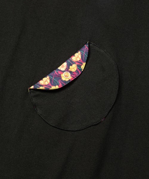 rehacer(レアセル)の「rehacer : 80`S Flower Pocket S/S CS / エイティーズ フラワーポケット ショートスリーブ カットソー(Tシャツ/カットソー・メンズ・ブラック/ホワイト・SMALL/MEDIUM/LARGE/X-LARGE)」の3枚目の写真