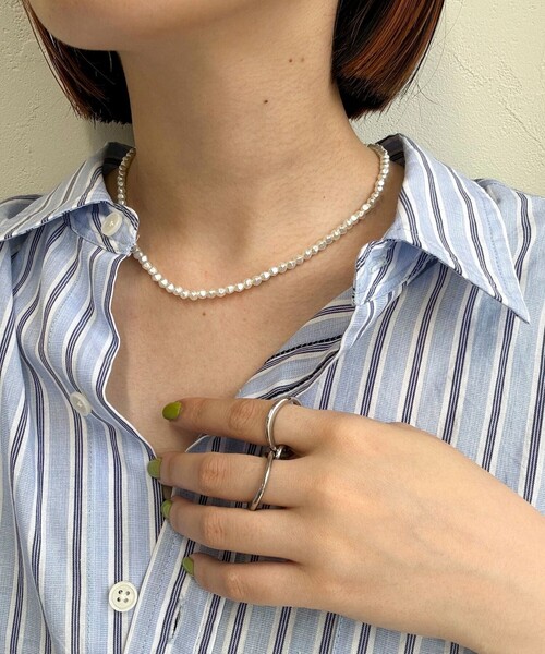 fredy emue（フレディエミュ）の「ランダムパールアジャストネックレス（ネックレス・レディース・シルバー/ゴールド・FREE）」の13枚目の写真