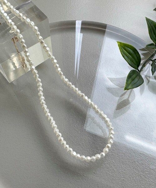 fredy emue（フレディエミュ）の「ランダムパールアジャストネックレス（ネックレス・レディース・シルバー/ゴールド・FREE）」の11枚目の写真