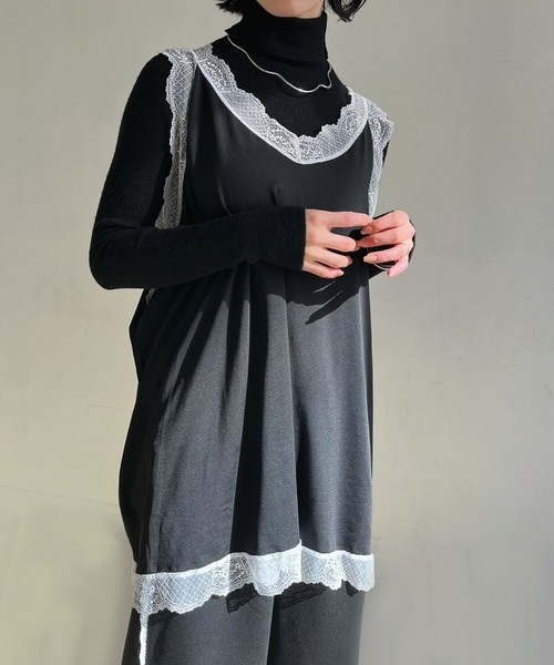 Jewelobe(ジュエローブ)の「レースエッジルーズカットタンクチュニック(チュニック・レディース・ブラック/グレー・FREE)」の11枚目の写真