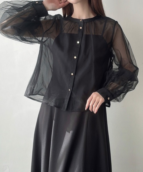 Meiru（メイル）の「ゴールドボタンシアーシャツ（シャツ/ブラウス・レディース・アイボリー/チャコール/ブラック・LARGE/MEDIUM/SMALL）」の12枚目の写真