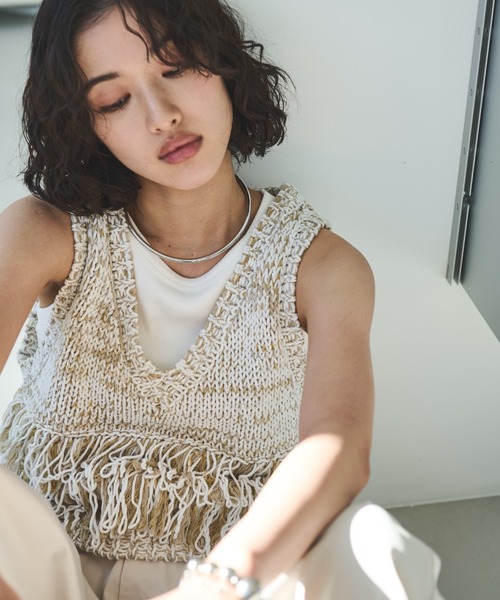 Trish（トリッシュ）の「Vネックフリンジベスト（ベスト・レディース・ラベンダー/ホワイト/ブラウン・MEDIUM）」の5枚目の写真