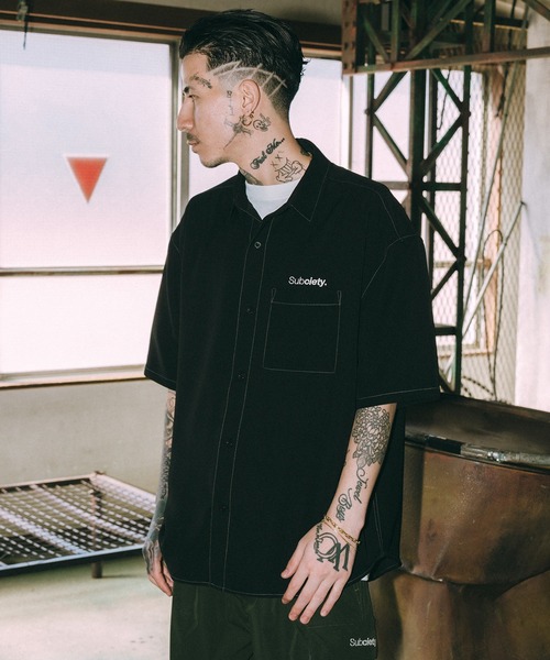 Subciety（サブサエティ）の「Loose S/S shirt-THE BASE-（シャツ/ブラウス・メンズ・ブラック/ブルーグリーン/ホワイト/チャコール・SMALL/MEDIUM/LARGE/X-LARGE）」の13枚目の写真