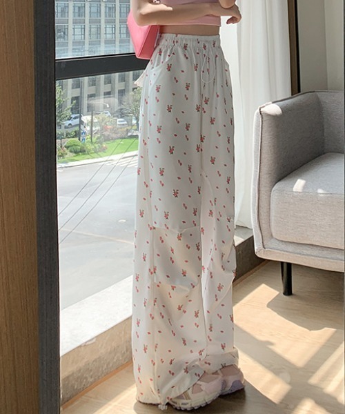 配色センターステッチ 花柄フレアパンツ（その他パンツ）｜aBity