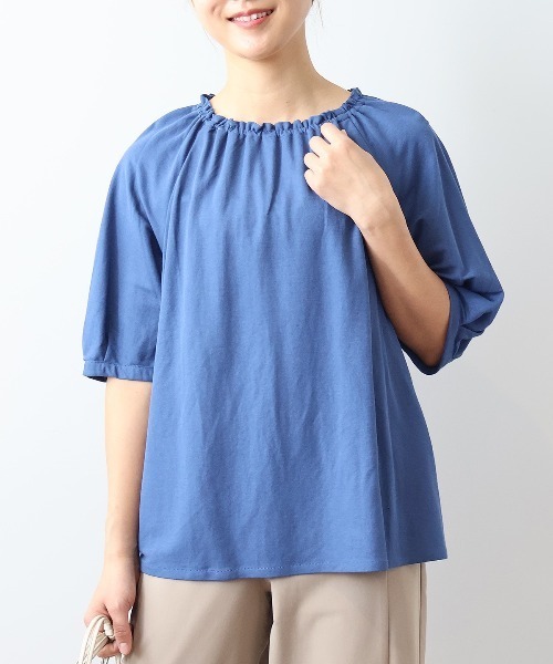 MB mint breeze(エムビーミントブリーズ)の「【L~5L 大きいサイズ】モクロディギャザーカラープルオーバー(Tシャツ/カットソー・レディース・ブラック/イエロー/ブルー・5L/LL/3L/4L)」の3枚目の写真