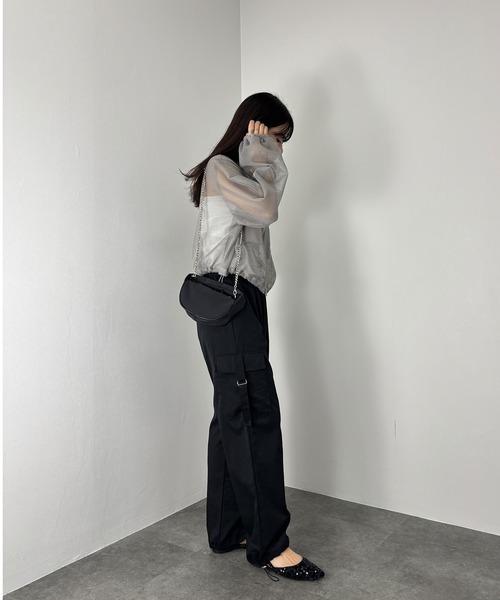 ISOOK（アイスー）の「【ISOOK / アイスー】メッシュライトブルゾン / シアージャケット 薄手 クロップド丈アウター フィッシュネット ドロスト 胸ポケット レイヤード 重ね着 ノーカラー ぽわん袖 2way 白 ホワイト グレー ZOZOTOWN限定（ブルゾン・レディース・グレー/アイボリー・FREE）」の16枚目の写真