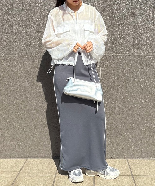 ISOOK（アイスー）の「【ISOOK / アイスー】メッシュライトブルゾン / シアージャケット 薄手 クロップド丈アウター フィッシュネット ドロスト 胸ポケット レイヤード 重ね着 ノーカラー ぽわん袖 2way 白 ホワイト グレー ZOZOTOWN限定（ブルゾン・レディース・グレー/アイボリー・FREE）」の20枚目の写真