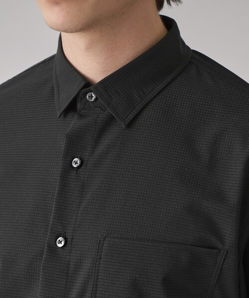 DRESSTERIOR（ドレステリア）の「【セットアップ可/撥水性/UVカット/Safari5月号掲載】COOL DOTS ショートスリーブシャツ（シャツ/ブラウス・メンズ・グレー/ブラック/ベージュ・90/91/92/94）」の19枚目の写真