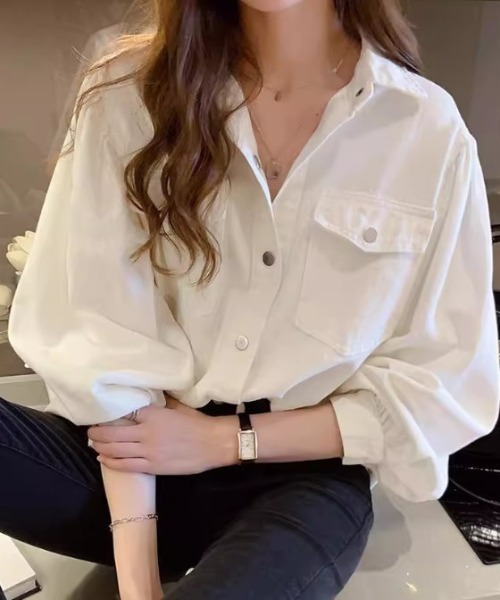 BLANC FICELLE(ブランフィセル)の「フラップポケット シャツ(シャツ/ブラウス・レディース・ブルー/Off White/ピンク・M)」の1枚目の写真