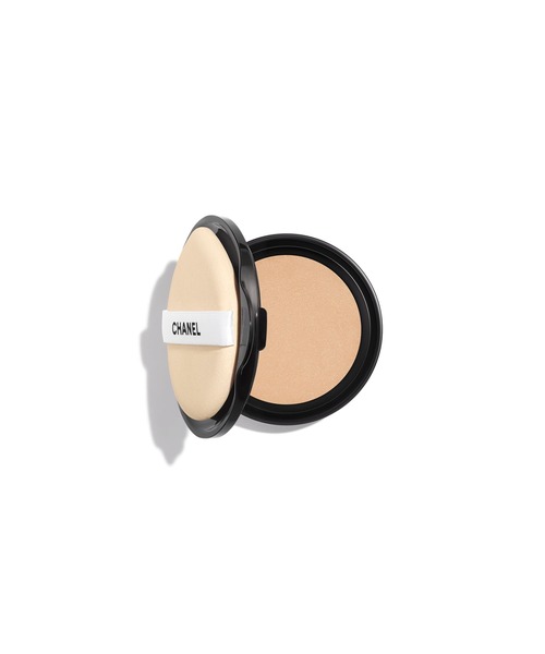 CHANEL(シャネル)の「ウルトラ ル タン クッション N(リフィル) クッション ファンデーション(うるおいと美しい仕上がりが長時間続く)(ファンデーション・レディース・BR22/B00/B10/BR12/BD01/B30/BD21/B20・FREE)」の1枚目の写真