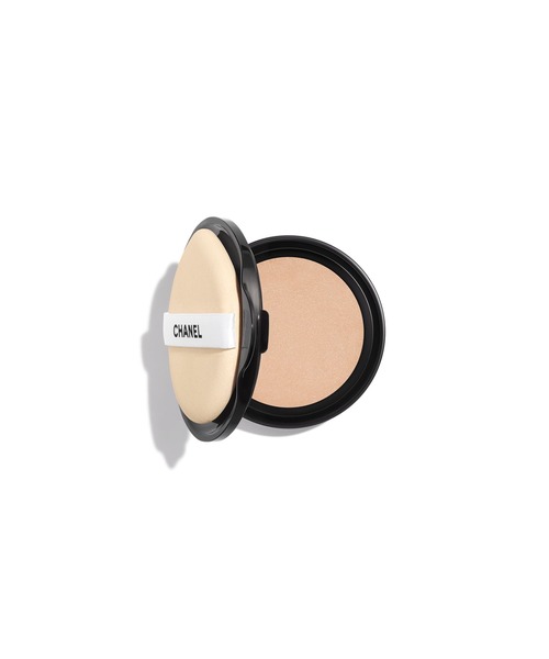 CHANEL(シャネル)の「ウルトラ ル タン クッション N(リフィル) クッション ファンデーション(うるおいと美しい仕上がりが長時間続く)(ファンデーション・レディース・BR22/B00/B10/BR12/BD01/B30/BD21/B20・FREE)」の2枚目の写真