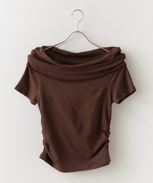 BLANK (ブランク)の「Off shoulder gathering Tops / オフショルギャザリング半袖トップス(Tシャツ/カットソー・レディース・ブラック/ベージュ/グレー/ブラウン/ピンク/ホワイト・FREE)」の20枚目の写真