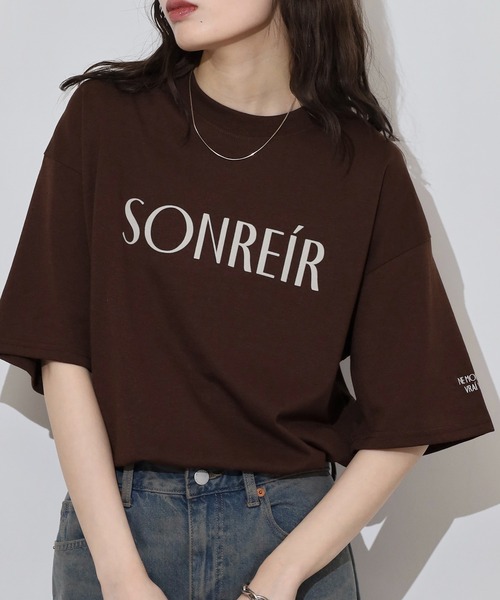 FUNALIVE(ファンアライブ)の「吸水速乾 UVカット ワイドシルエット TC天竺 キャラクター デコレート 半袖 TEE(Tシャツ/カットソー・メンズ・ブラック系/ダークブルー/ホワイト系その他/ブラウン/ブラック系1/ホワイト系その他3/ブラック系その他4/ホワイト系4/ホワイト系/ホワイト系1/ブラック系その他2/ホワイト系2/ブラウン系その他/ブラック系5/エメラルド/ブラック系その他/ダークグリーン/ホワイト系その他2/ブラック系その他3/ブラウン系その他2/ブラック系2/ブラウン系その他3/ホワイト系6/ダークグリーン系/ブラック系その他6/ホワイト系5/ホワイト系その他4/スミクロ/ホワイト系7/ブラック系その他7/ホワイト系8/グリーン系その他/ブラック系6/ホワイト系その他5/ブラウン系その他4/ホワイト系その他6/ブラウン系その他5/ブラック系4/ブラック系3/ブラック系その他5・M/L/LL)」の1枚目の写真