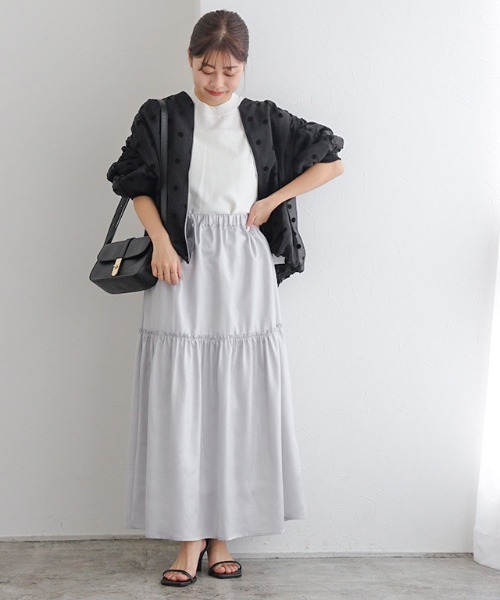 Pierrot(ピエロ)の「シャイニーギャザースカート(スカート・レディース・グレー/ベージュ・PM/M/L)」の18枚目の写真